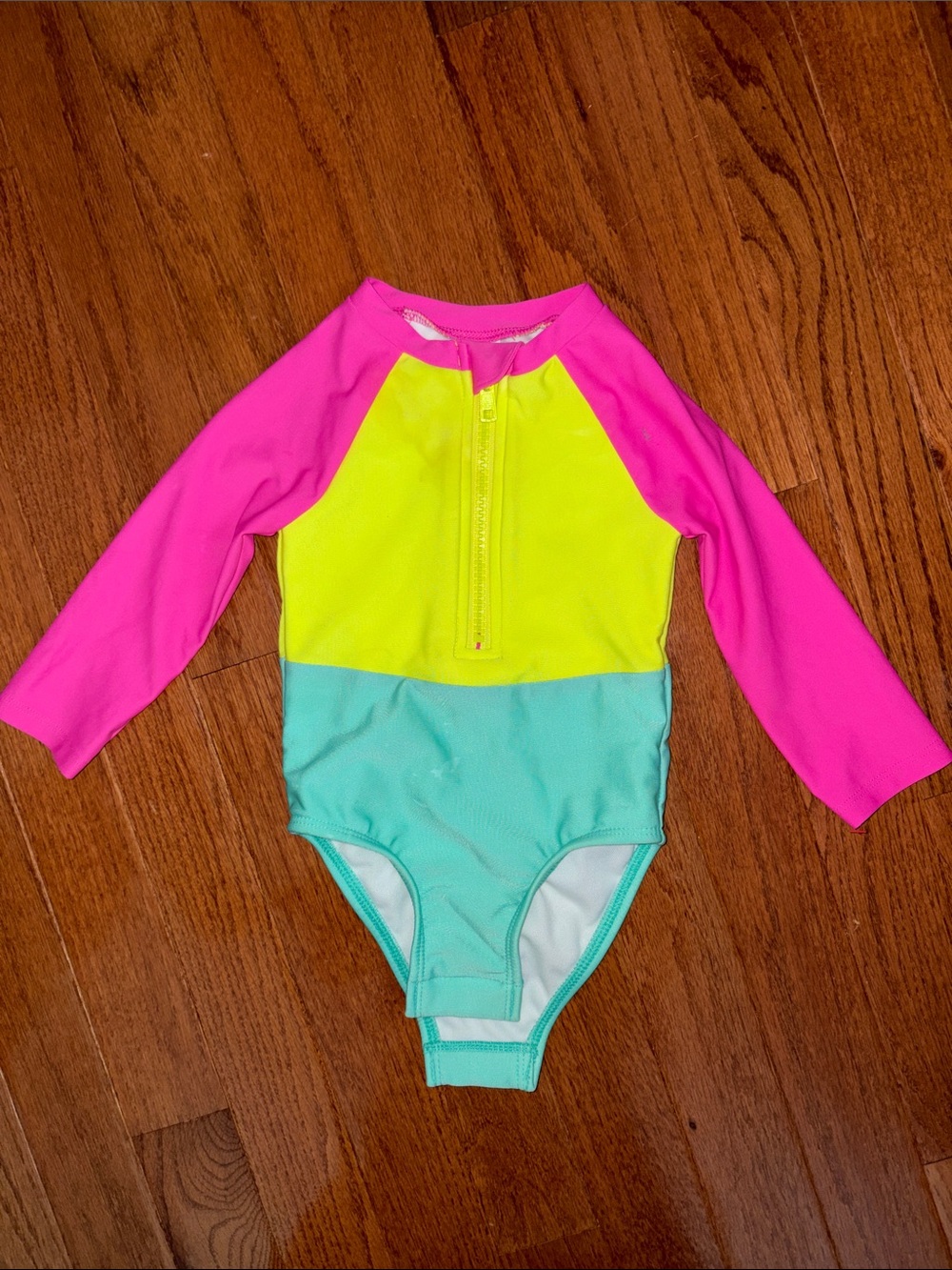 12mo SWIM bundle - Picture 4 of 5
